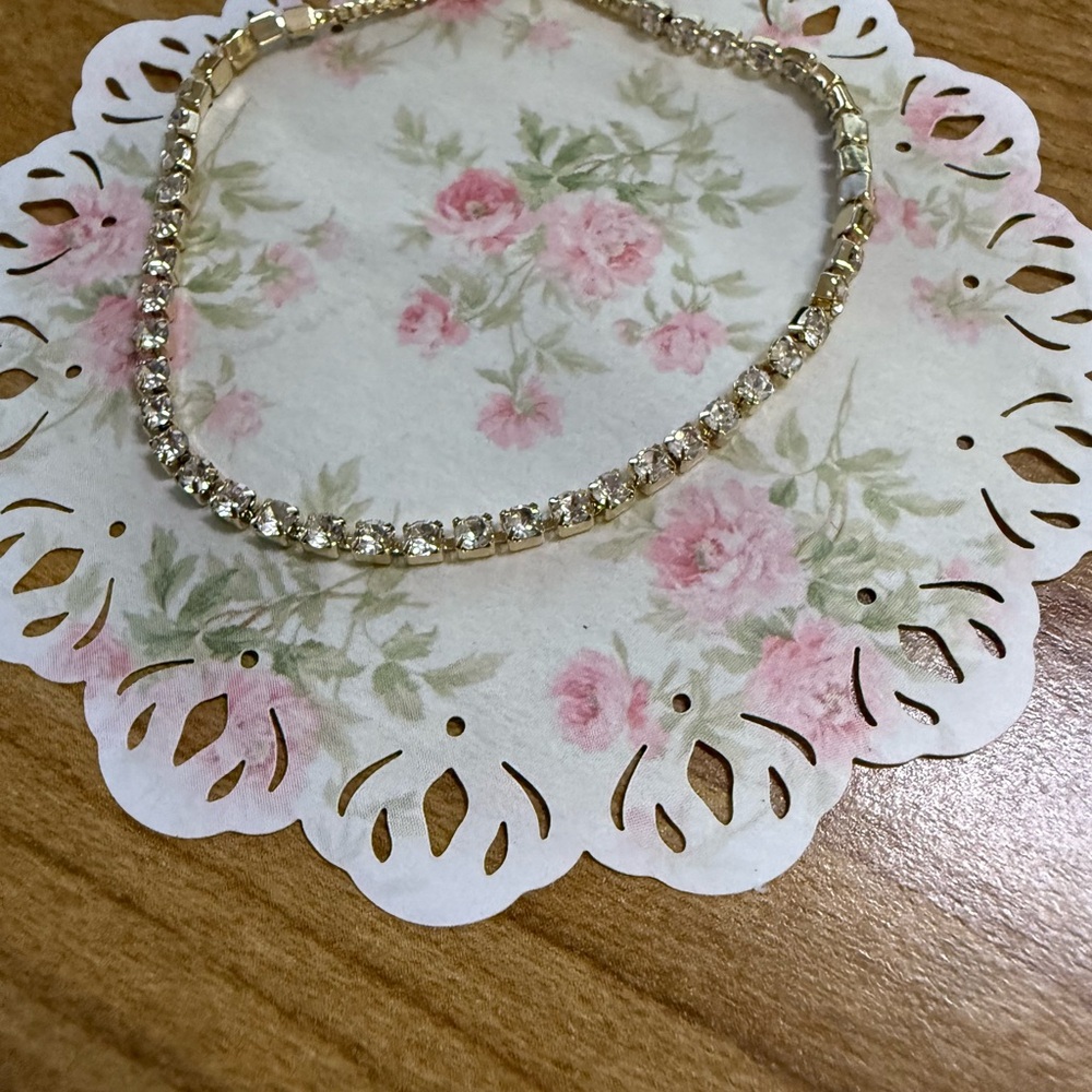 Elegant Gold Rhinestone Women's Bracelet